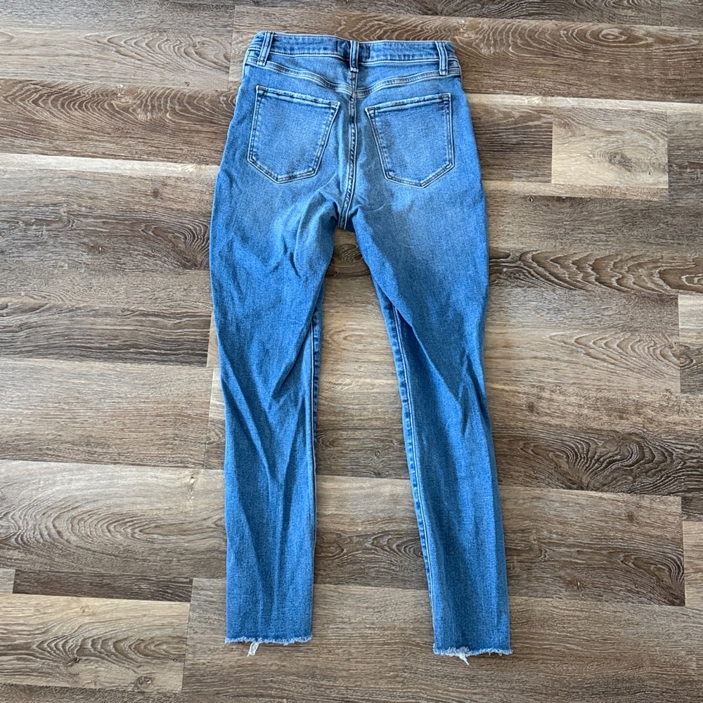 Abercrombie & Fitch High Rise Skinny Jeans - Picture 4 of 4